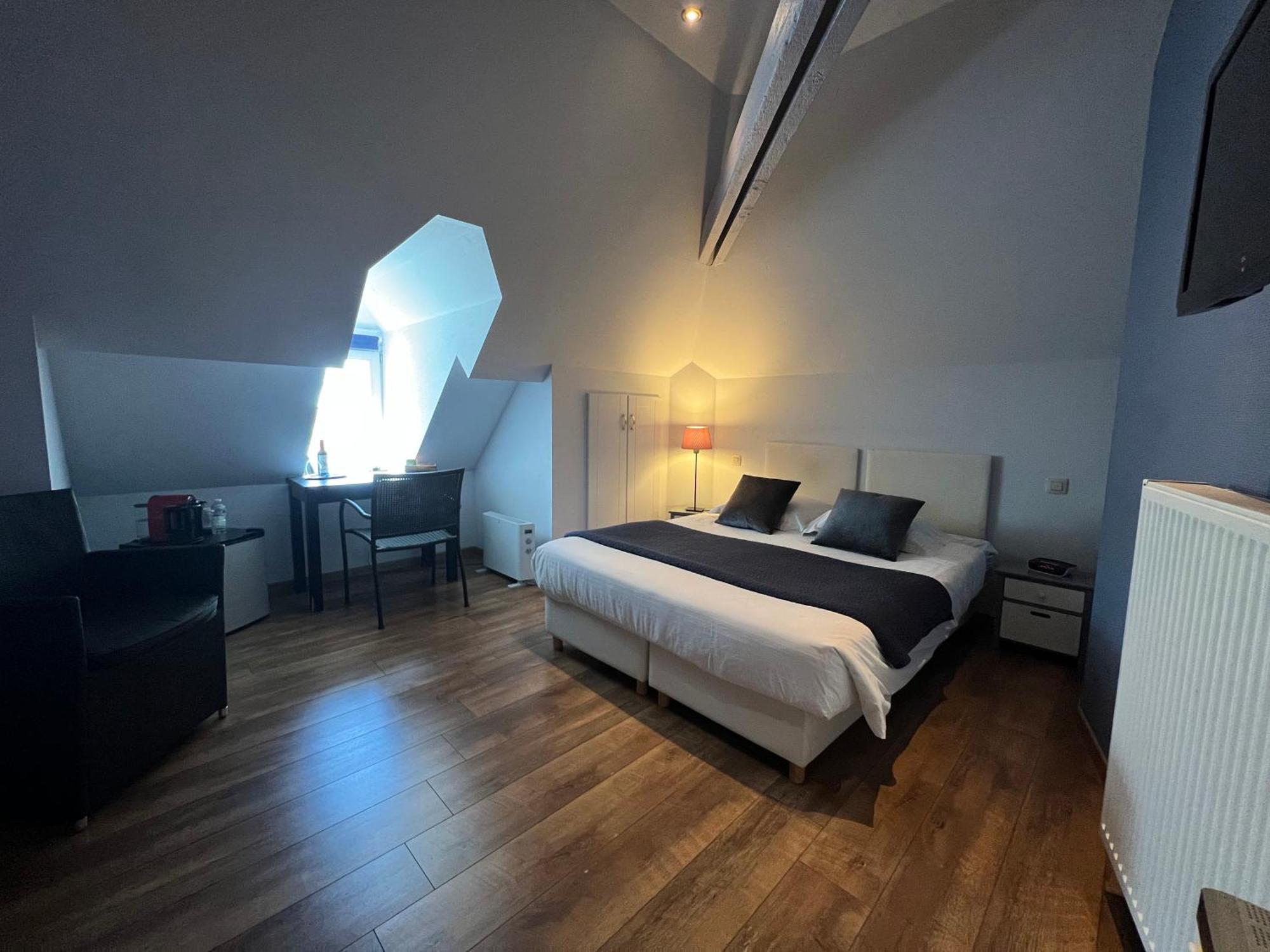 Hotel Fleur De Lys Zedelgem Zewnętrze zdjęcie