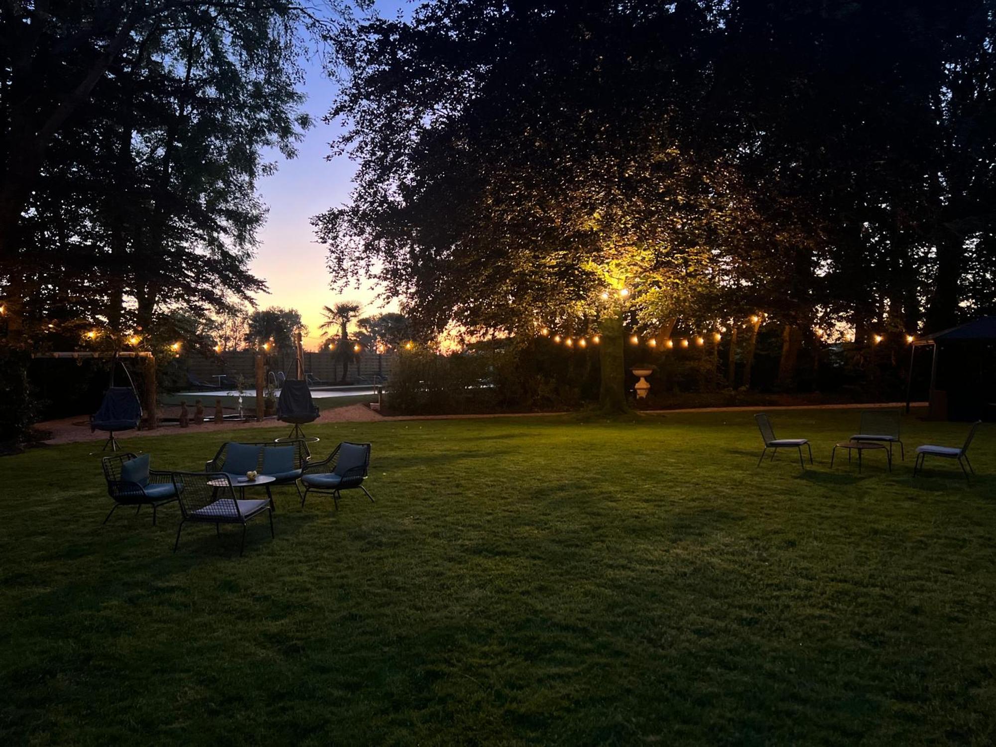 Hotel Fleur De Lys Zedelgem Zewnętrze zdjęcie