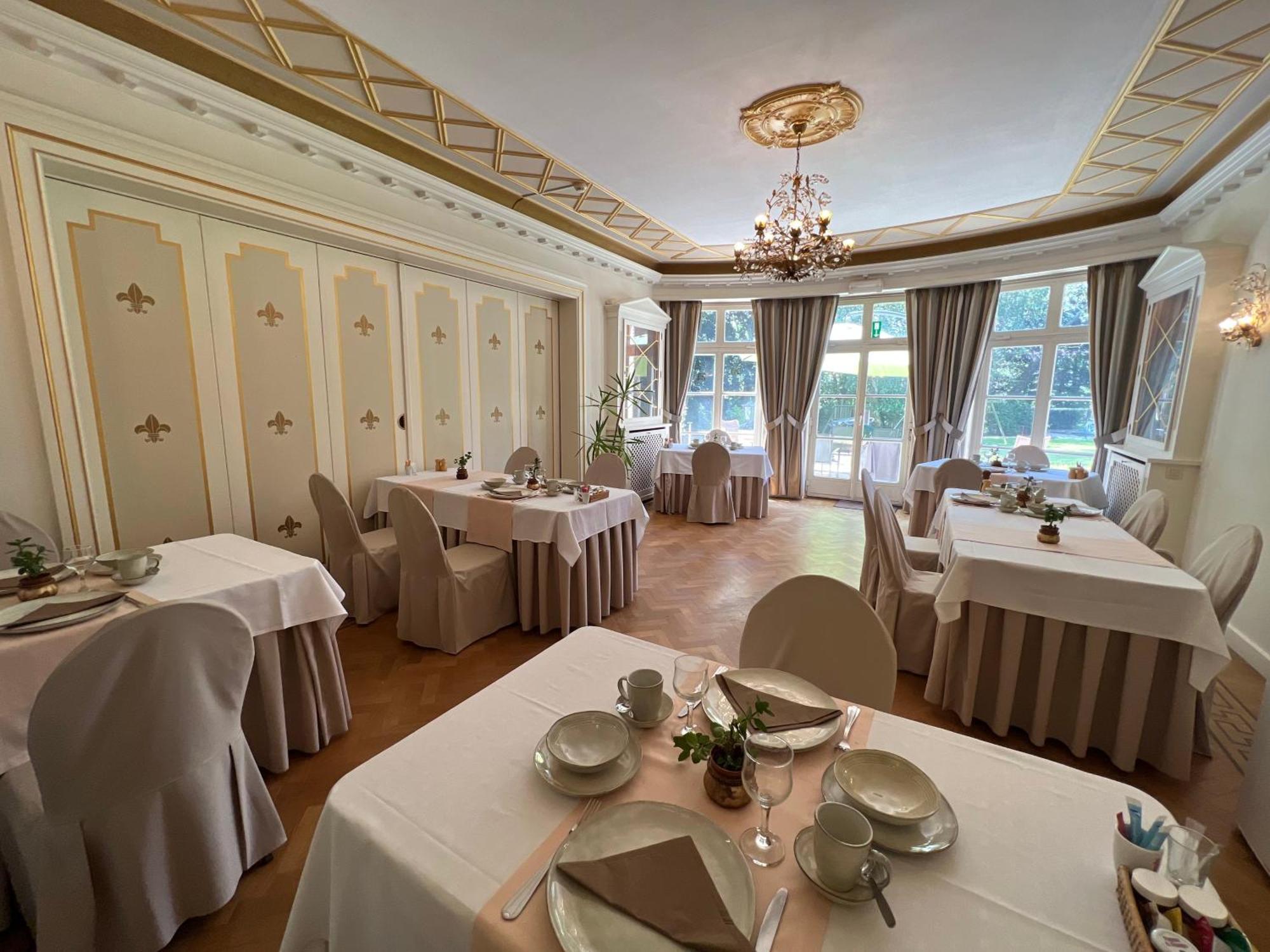 Hotel Fleur De Lys Zedelgem Zewnętrze zdjęcie